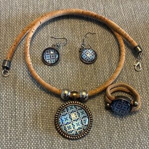 Elegant Blue and Tan Jewelry Set